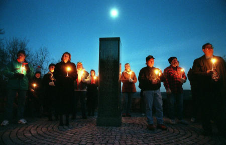 Candlelight Veterans Day service